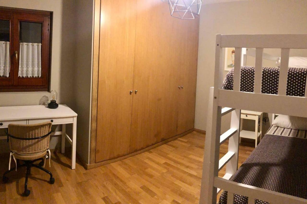 Acogedor Apartamento En El Corazon Del Valle Les Bordes Luaran gambar